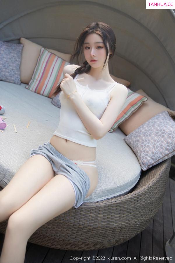 逗逗DouDou  [XiuRen]高清写真图 2023.08.11 No.7221 是小逗逗 妩媚美臀第8张图片
